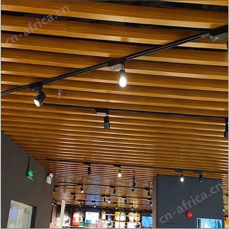 木纹铝方通铝方通吊顶型材U型铝方通长条吊顶型号定制