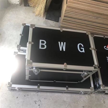 铝合金工具箱 定制金属多功能铝合金航空箱 设备箱