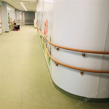重庆日式养老院走廊树脂扶手过道圆形PVC木纹扶手
