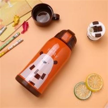 红素创意儿童学生吸管保温水壶卡通双盖背带不锈钢保温杯 500件起订不单独零售