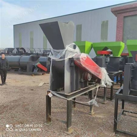 花岗岩双级破碎机 干湿物料移动式二级鹅卵石细碎设备