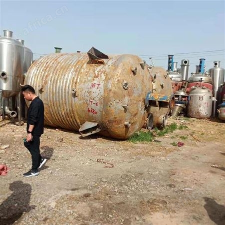 二手不锈钢反应釜 3吨5吨不锈钢反应釜外加套蒸汽加热