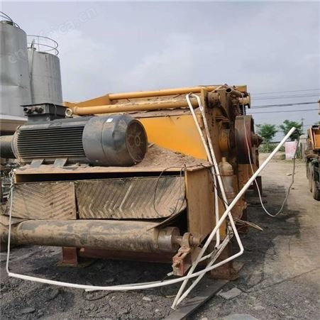 成色移动树根破碎机 回收树墩粉碎机 二手树根破碎机回收 树墩粉碎机
