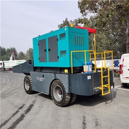 履带路缘石滑膜机 隔离带成型机 防撞墙成型机 路沿石成型机
