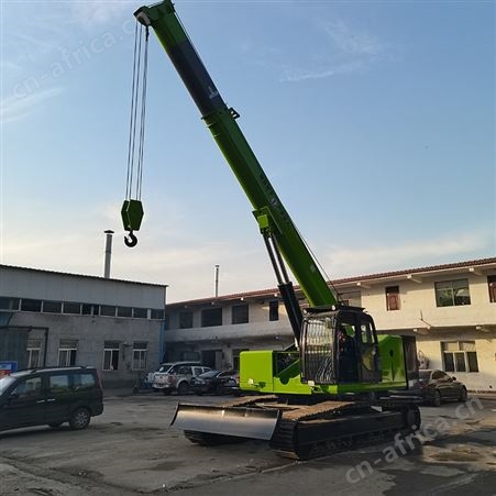 科特威尔8吨履带起重机生产   供应小型履带起重机生产定制